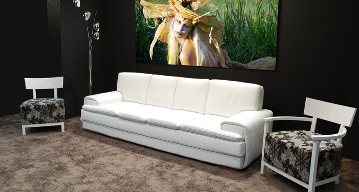 sofa en blanco