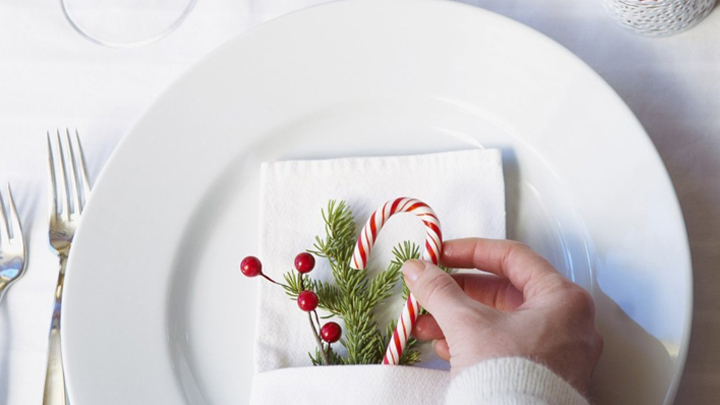 claves para decorar una mesa de navidad tradicional