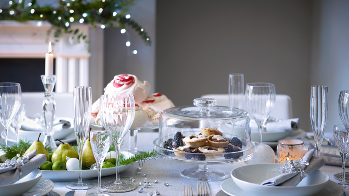 claves para decorar una mesa de navidad tradicional