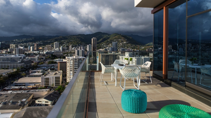 Atico Honolulu terraza