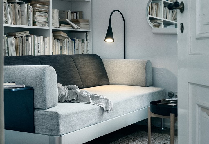 IKEA-DELAKTIG-sofa-y-lampara