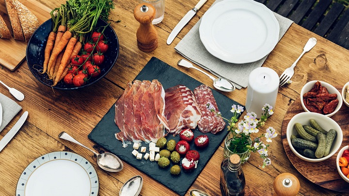 productos-en-la-mesa