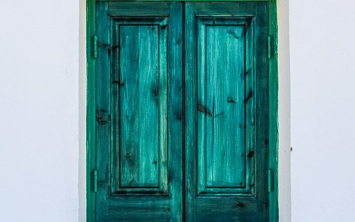 ventana-de-madera-verde