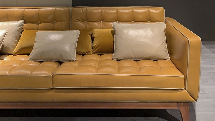 sofa-de-color-mostaza