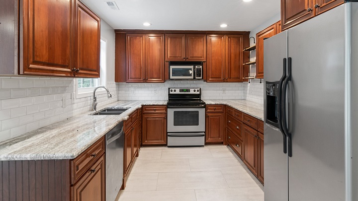 cocina-de-madera-en-forma-de-u