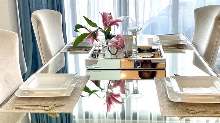 mesa-de-comedor-de-cristal