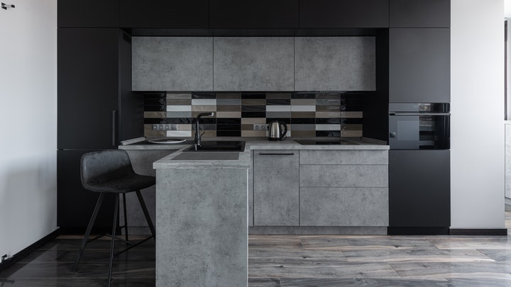 cocina-en-negro-y-gris