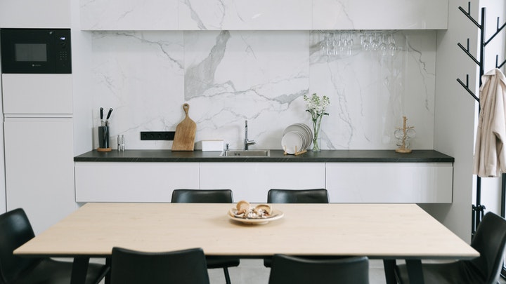 decoracion-de-cocina-en-negro-y-blanco