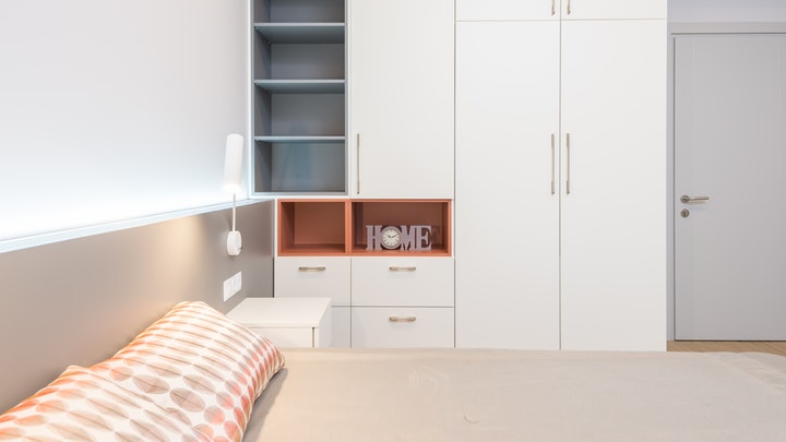 mueble-blanco-en-dormitorio