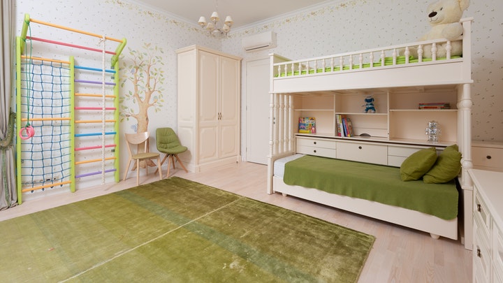 alfombra-de-color-verde-en-dormitorio