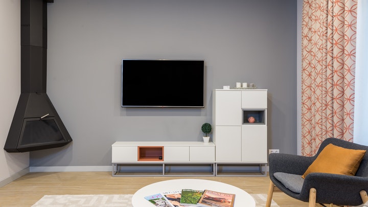 mueble-abierto-y-cerrado-en-el-salon