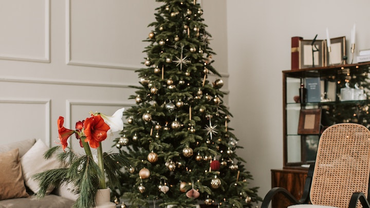 arbol-de-navidad-integrado-en-la-zona-de-estar