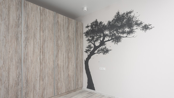 arbol-decorativo-en-pared-del-dormitorio