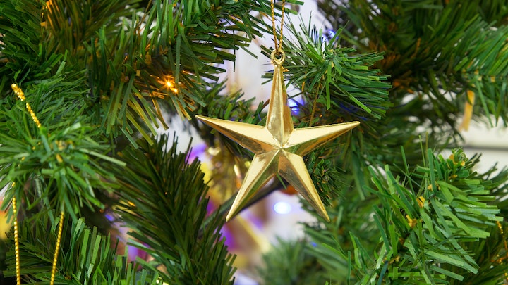 estrella-en-arbol-de-navidad