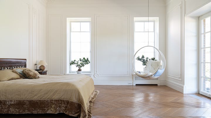 dormitorio-en-blanco-y-madera